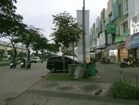 dijual Ruko 3 lt renov di Arana Harapan Indah, Bekasi