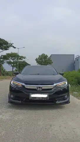 Civic Sedan 2016 low km 51rb murah!!