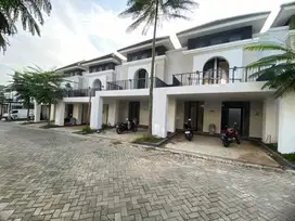 Rumah 3 Lantai Pudak Payung Banyumanik