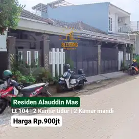 Rumah depan kampus unismuh