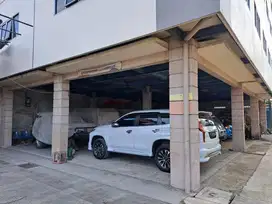DIJUAL CEPAT BANGUNAN BENGKEL MOBIL  4 LANTAI DI JL. RAYA PLP CURUG
