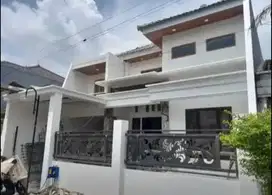 Dijual Murah POL Rumah Baru Dua Lantai di Araya dekat Mall dan BINUS