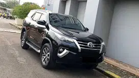 Toyota Fortuner 2.7L SRZ Bensin AT Hitam 2017 km.60rb Antikk