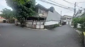 Rumah Hoek 2 Lantai di Kota Bambu Selatan,Hanya 10 Menit Ke Tol Tomang