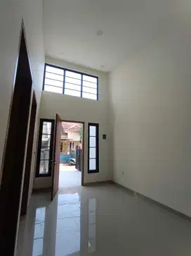 RUMAH NUSALOKA BSD BRAND NEW SIAP MASUK CEILING PLAFON TINGGI