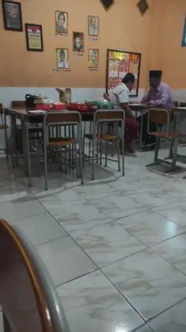 Loker penjaga cafe cewe