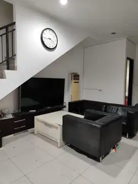 DIJUAL RUMAH PIK2 SEMI FURNISH JAKARTA UTARA