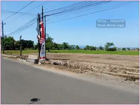 Pekarangan tepi aspal utara Tajem Maguwoharjo ,SHM P unit