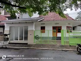 Di jual cepat rumah lokasi terbaik di tengah pusat kota Bandung