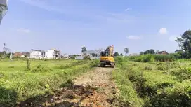 Tanah Hunian Strategis dekat exit tol Pakis dan Bandara Abd Saleh