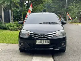 Toyota Etios Valco G MT 2014