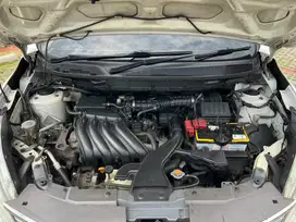 Nissan Grand livina 2013 Bensin