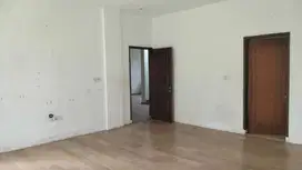 Di jual rumah 5 Bedroom di area Cekomaria dekat living word, Denpasar