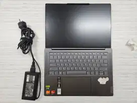 Lenovo Slim Pro 7 Ryzen 7 7840HS RTX 3050 6GB RAM 16GB 1 TB SSD