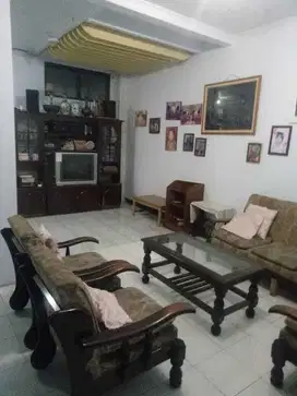 Disewakan Rumah Kostan Cocok Untuk Usaha Lokasi Strategis di Sukaluyu