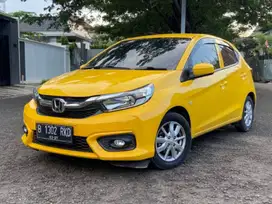 Antik Honda Brio 1.2 ECVT 2022 Kuning low km garansi 3 tahun