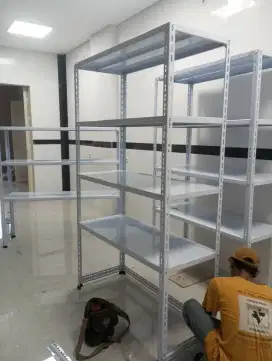 Rak besi serbaguna