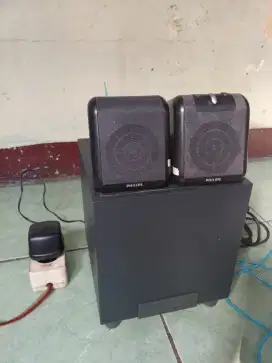 Subwofer/speaker aktif non blutut merk philips