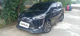 Sienta Q  CVT Low KM Istimewa