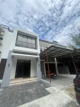 Rumah di Pasadenia Residence - Hadap Utara!