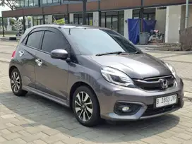 BRIO RS AT 2018 KM 79RB GREY