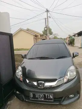 HONDA MOBILIO E MT