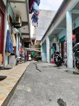 Kost karyawati karyawan