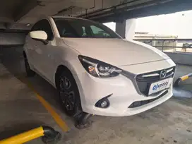 [OLXMOBBI] Low Angs Mazda 2 1.5 R Skyactiv Bensin-AT 2014 WKWS
