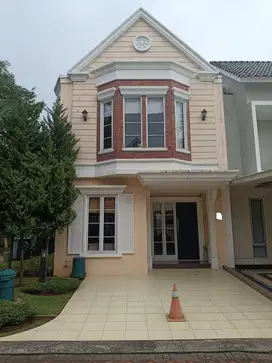 RUMAH MEWAH FULL FURNISH HOOK, GADING SERPONG CLUSTER BOSTON