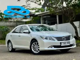 Toyota Camry 2.5 V Matic A/T 2014 Putih
