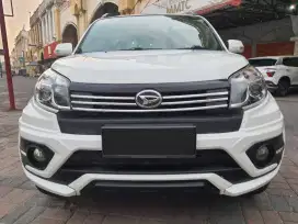 DaihatsuvTerios R Advebture 2016
