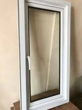 Jendela Casement Aluminium Murah