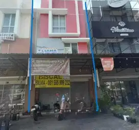 Dijual via lelang Ruko 3 lantai di daerah harapan indah 2 Bekasi