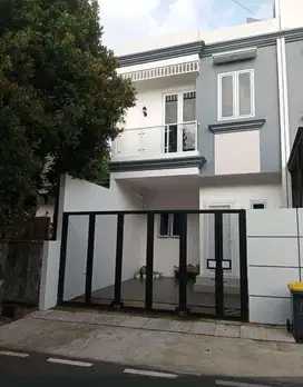 Rumah manis Harga Manis SUMUR BARU jln ingin SHM  Jakarta pusat