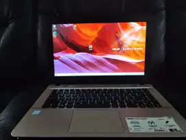 Jual Asus X441UA Second Intel i3 6100U, VGA Intel HD Graphics 520