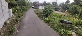 Ranah pekarnagan kecil jalan kaliurang KM 13.5 sangat strategis UII