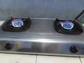 Kompor gas RINNAI 2 TUNGKU  RI-522C
