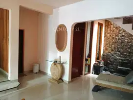 Rumah 2 Lantai Dalam Cluster Di Bintaro Sektor 9  8933