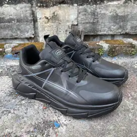 Sepatu Sneaker Outdoor Running Declan Studio Konna