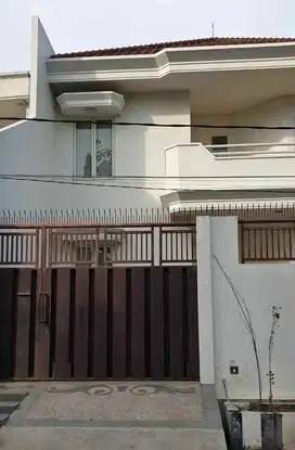 Rumah HOOK Darmo Indah Siap Huni Strategis