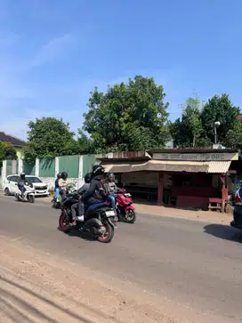 Tanah + Bangunan, Subang Pagaden, Depan Jalan Raya