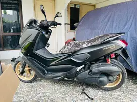 Nmax tangan pertama