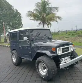 Hardtop fj40 th 1982 denpasar-bali