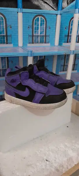 Sepatu anak AIR JORDAN