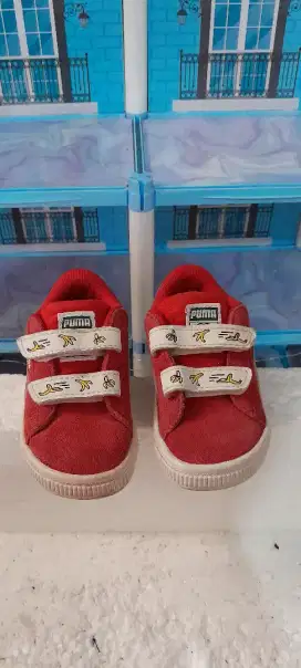 Sepatu Anak PUMA MINION