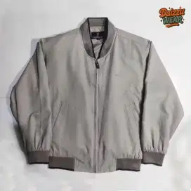 Jacket Bomber Calbintown Warna Cream | Second Like New