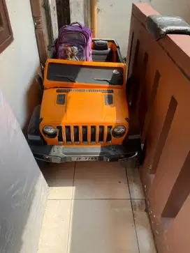 Mobil aki BAN KARET