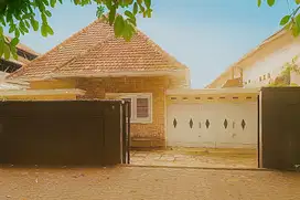 Jual Cepat Rumah Batik HGB di Solo Baru ( produktif )