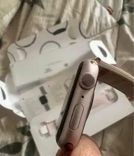 Apple watch 9 45mm pink