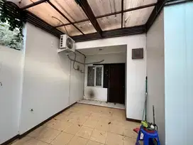Dijual Rumah Siap Huni Joglo Jakarta Barat